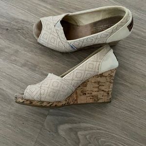 Toms Pumps